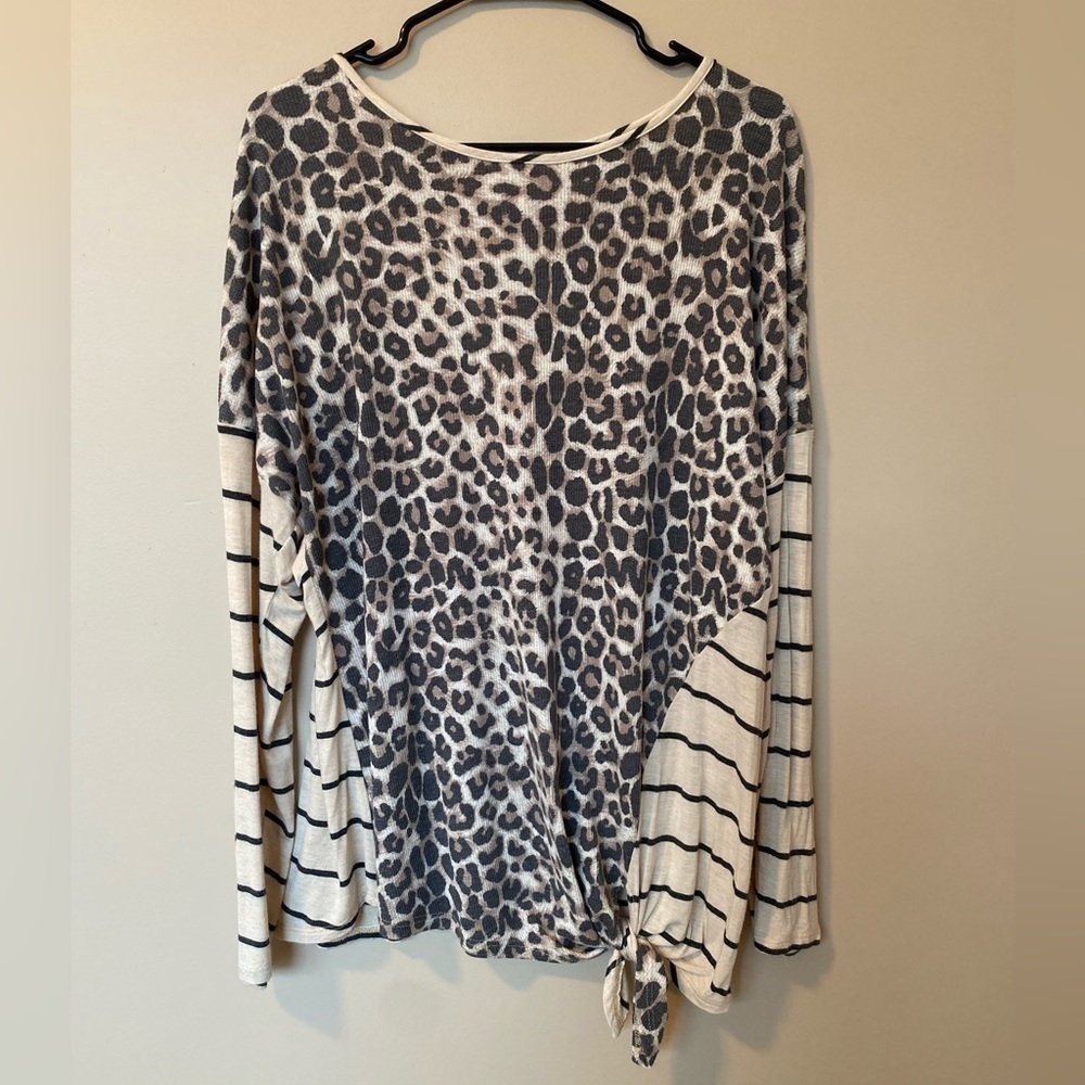 5️⃣ for $25 Lovely Melody Cheetah & Stripes Long Sleeve Top with Tie-Knot XL —E